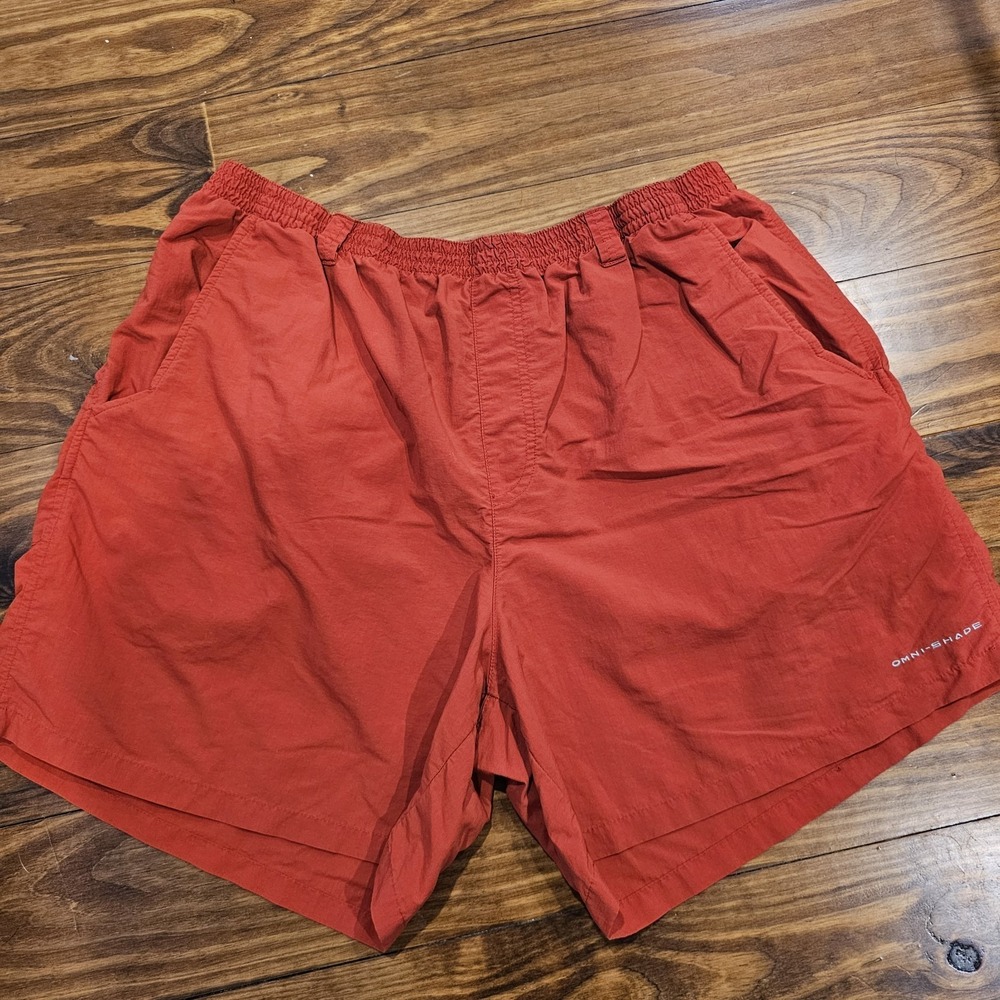 Columbia PFG Mens XL Dark Red Omni Shade Fishing Shorts 6 Inch Inseam